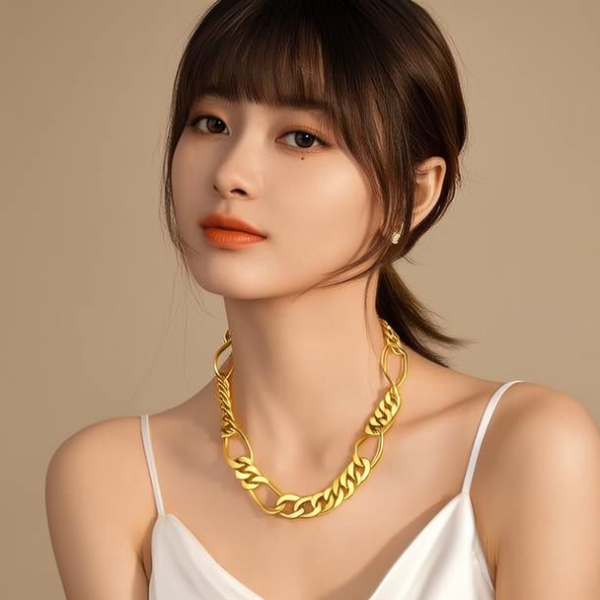 好看金项链图片