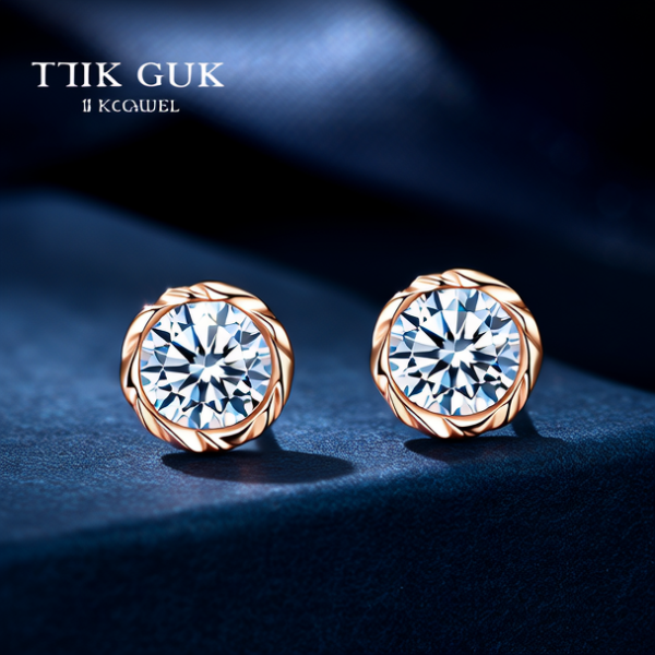 18k金镶嵌耳钉图片